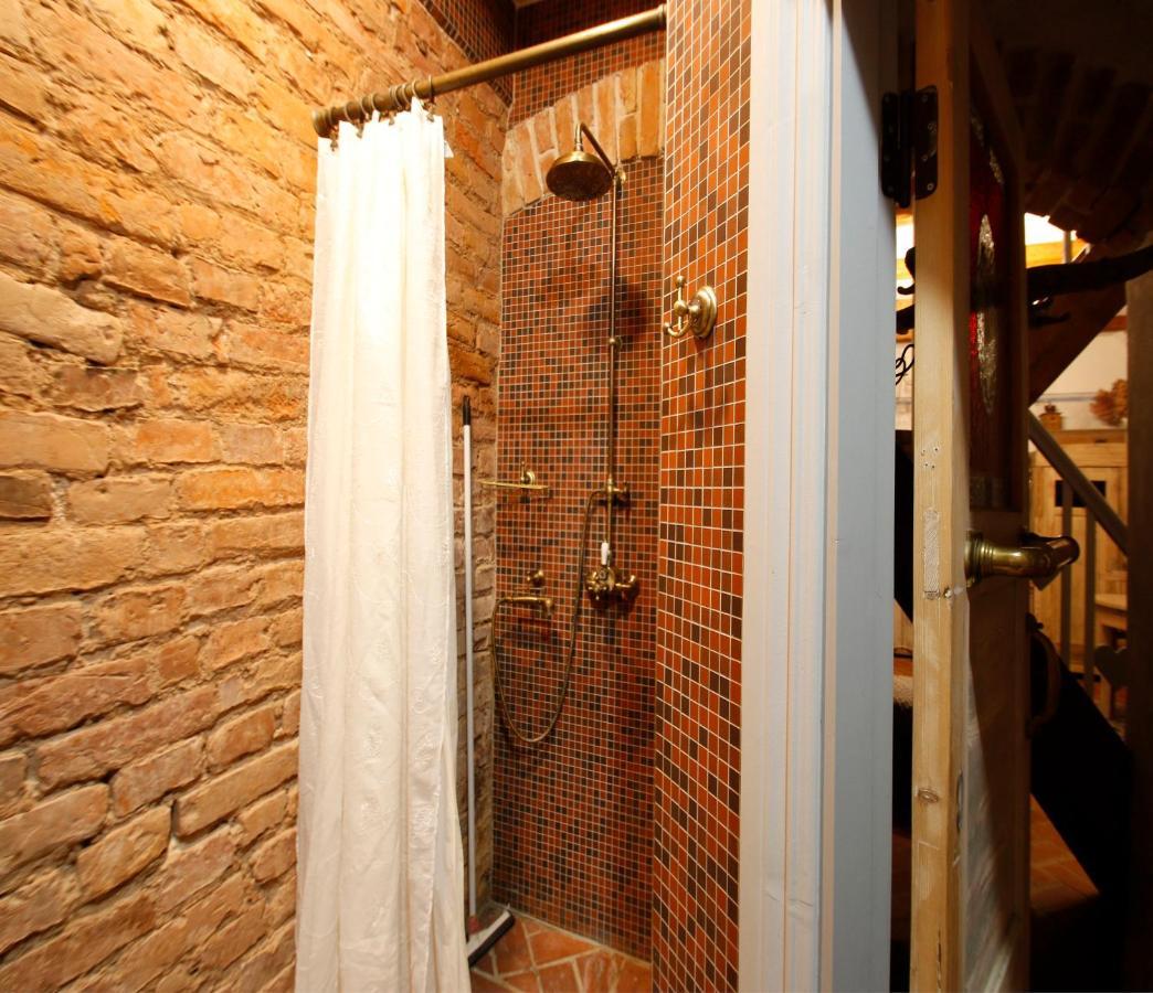 Old Town Fairytale, 2 Bedrooms And Terrace, Tartu Home エクステリア 写真